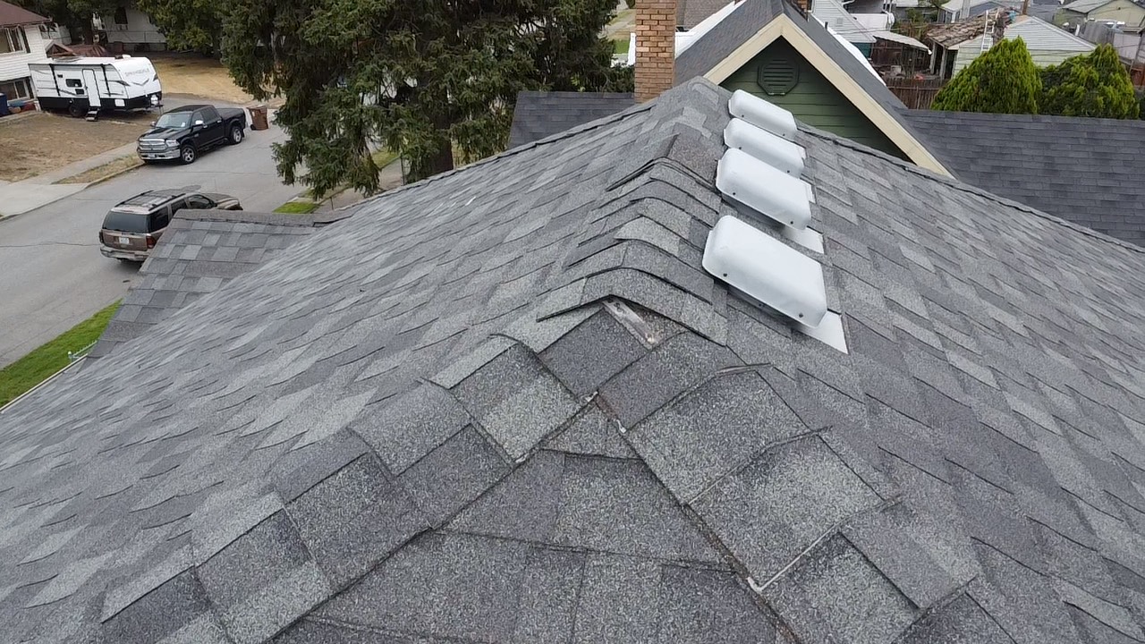 Identifying Signs of Faulty Roof Installation and How to Advocate for Repairs